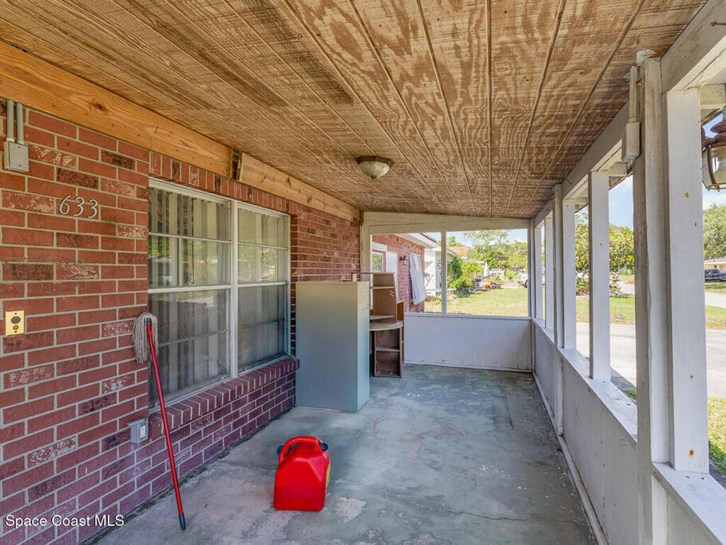 633 Nida Drive, Melbourne, FL 32935