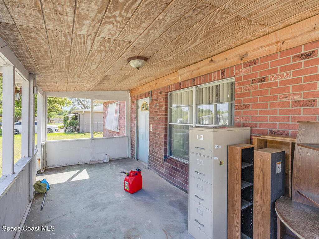 633 Nida Drive, Melbourne, FL 32935