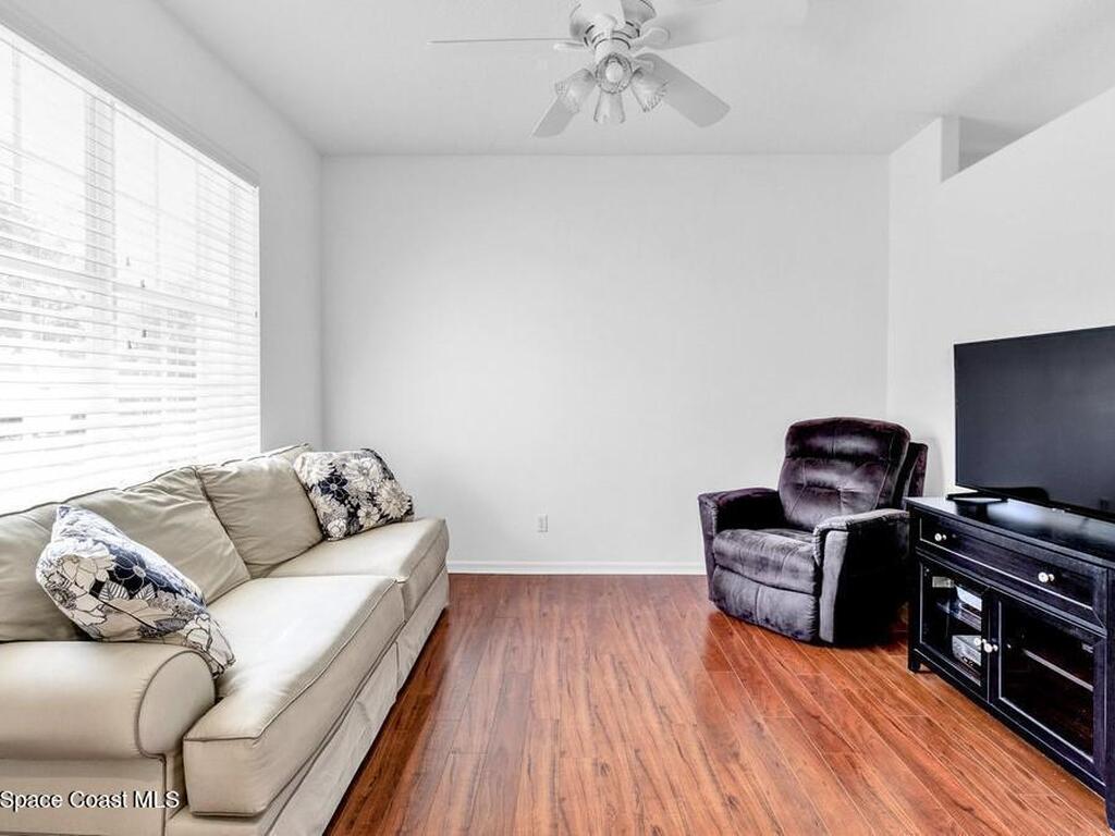 1353 Shoreline Circle, Sebastian, FL 32958