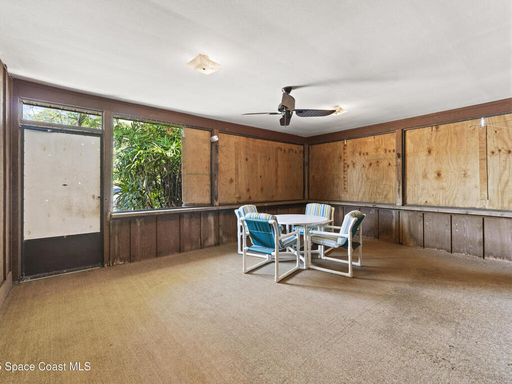 525 E Fee Avenue, Melbourne, FL 32901