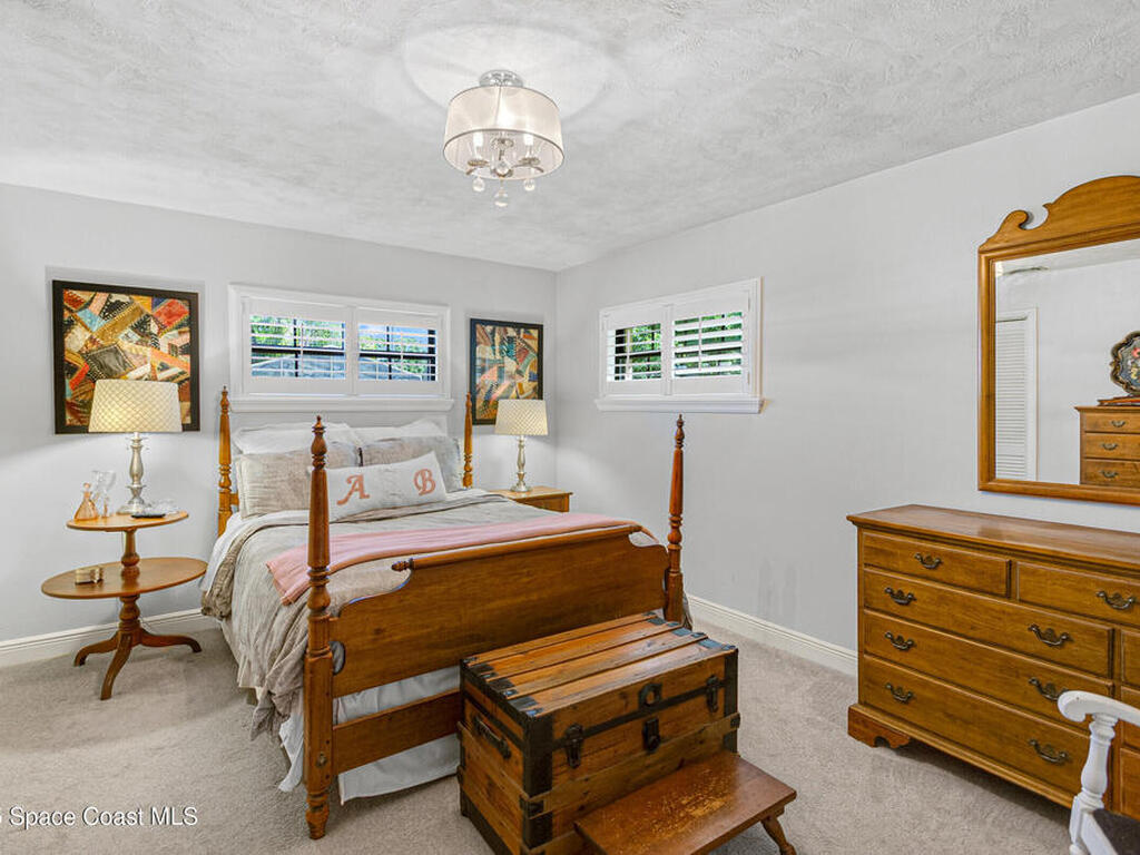576 Ponderosa Street, Melbourne, FL 32904