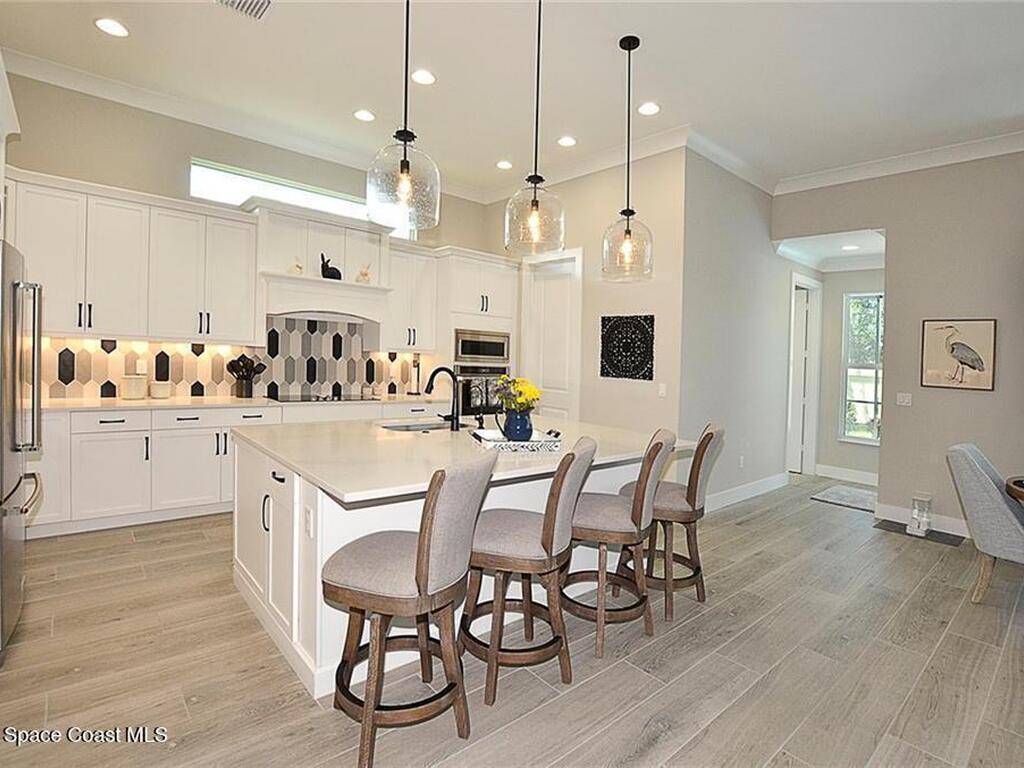 5733 Bent Pine Sq Square, Vero Beach, FL 32967