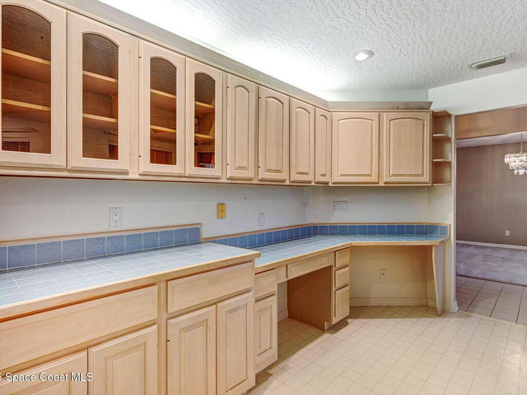 8755 Henry Avenue, Melbourne, FL 32904
