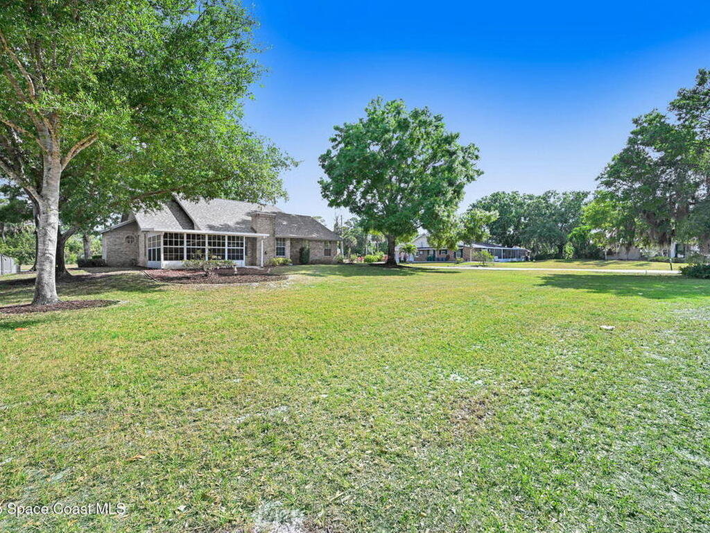 8755 Henry Avenue, Melbourne, FL 32904