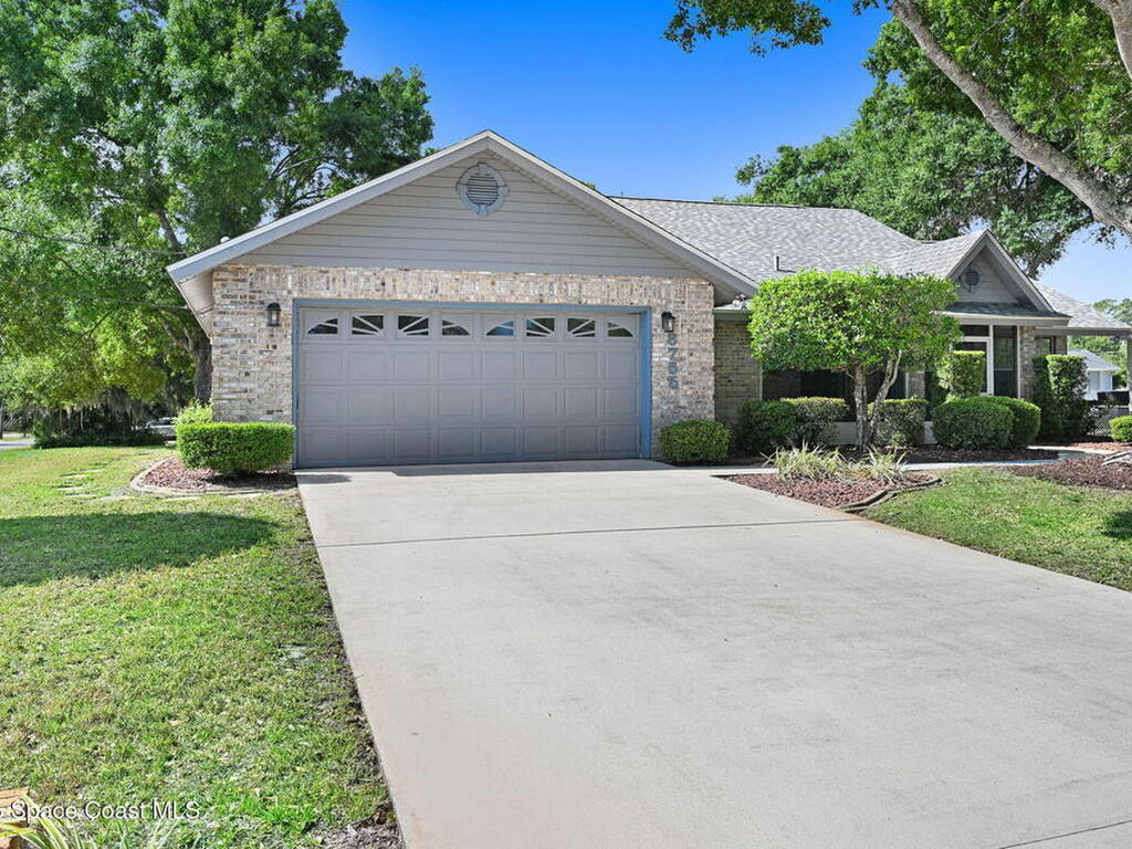 8755 Henry Avenue, Melbourne, FL 32904