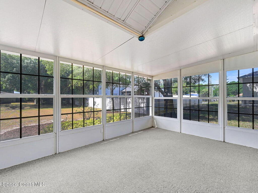 8755 Henry Avenue, Melbourne, FL 32904