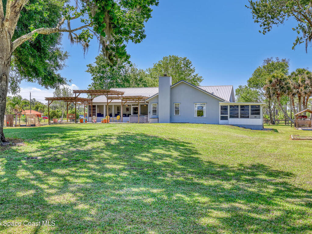 1585 Oakfield Avenue, Palm Bay, FL 32909