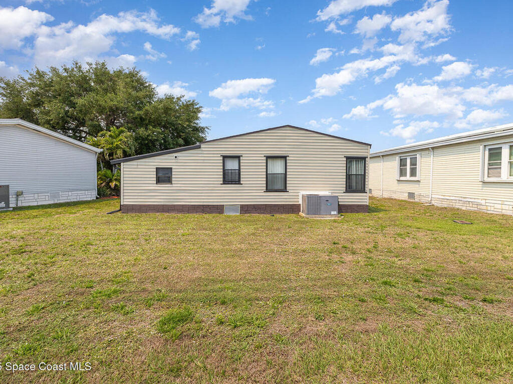 7639 Great Bear Lake Drive, Micco, FL 32976