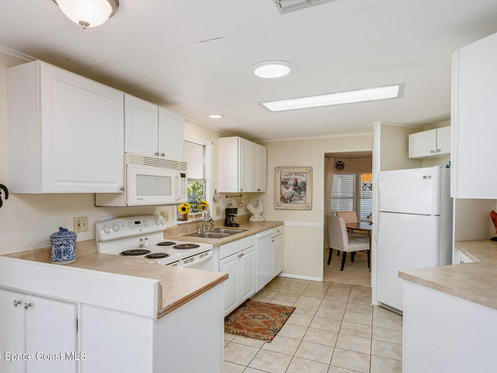520 Ruth Circle, Melbourne, FL 32904
