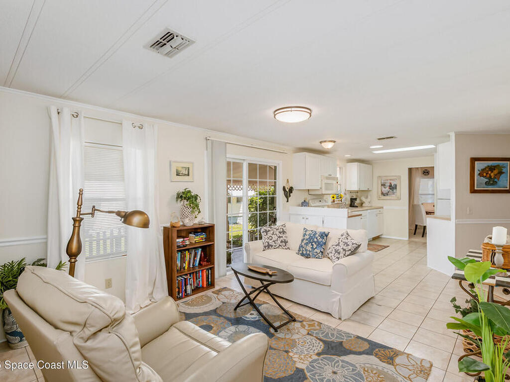 520 Ruth Circle, Melbourne, FL 32904