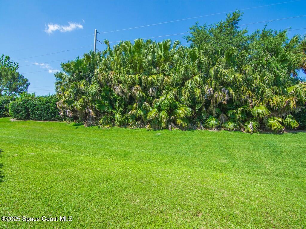 1907 Grey Falcon Circle, Vero Beach, FL 32962