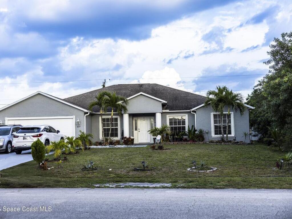 4213 SW Whitebread Road, Port St. Lucie, FL 34953