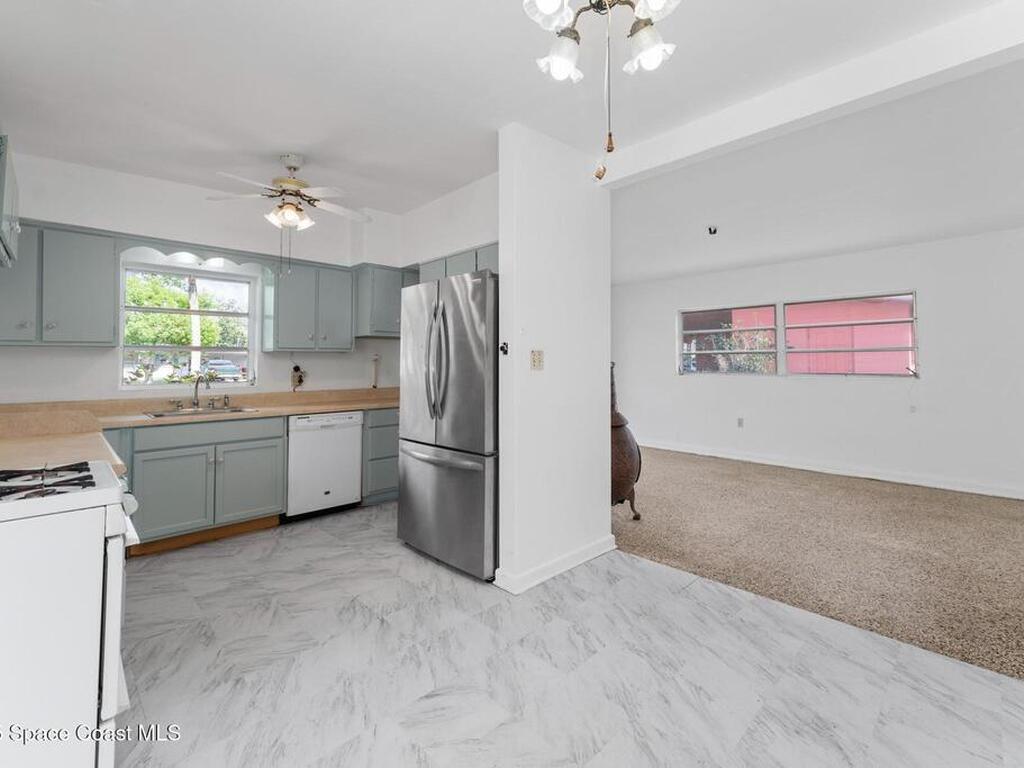 3220 Royal Palm Court, Titusville, FL 32780