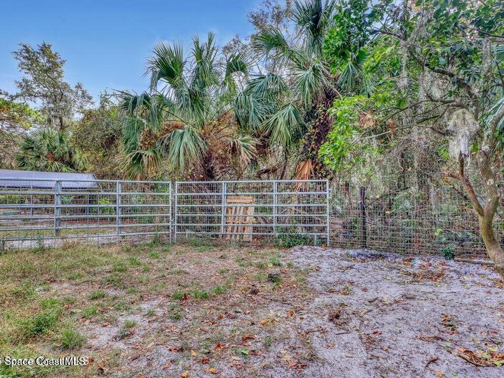4855 Gandy Road, Mims, FL 32754