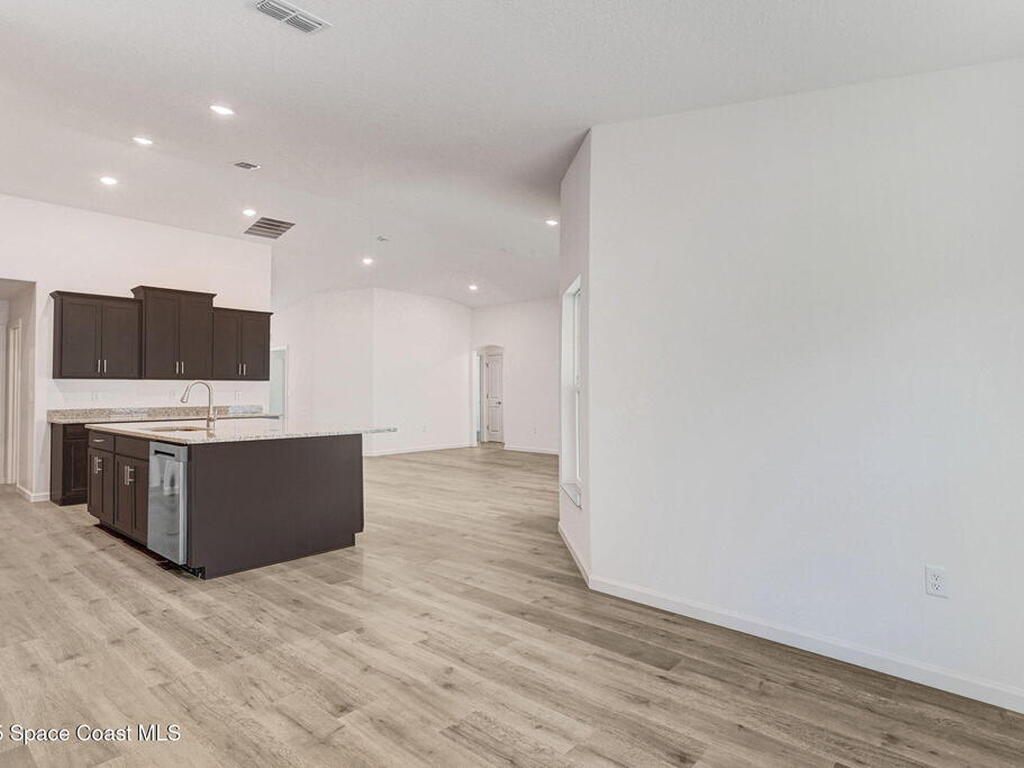 410 Olsmar Street, Palm Bay, FL 32908