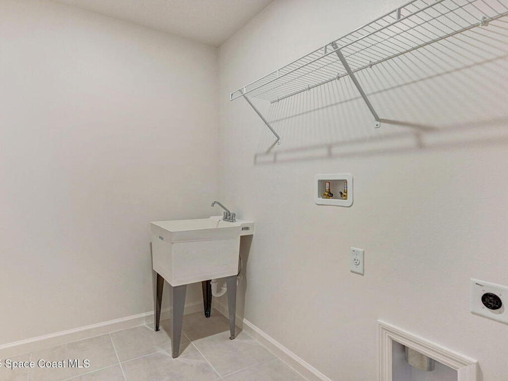 410 Olsmar Street, Palm Bay, FL 32908