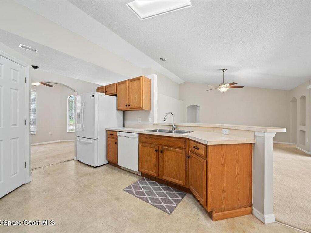 350 Del Rey Street, Palm Bay, FL 32907