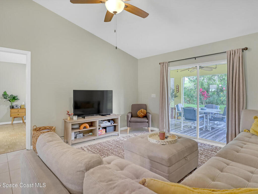 2712 Madrigal Lane, West Melbourne, FL 32904