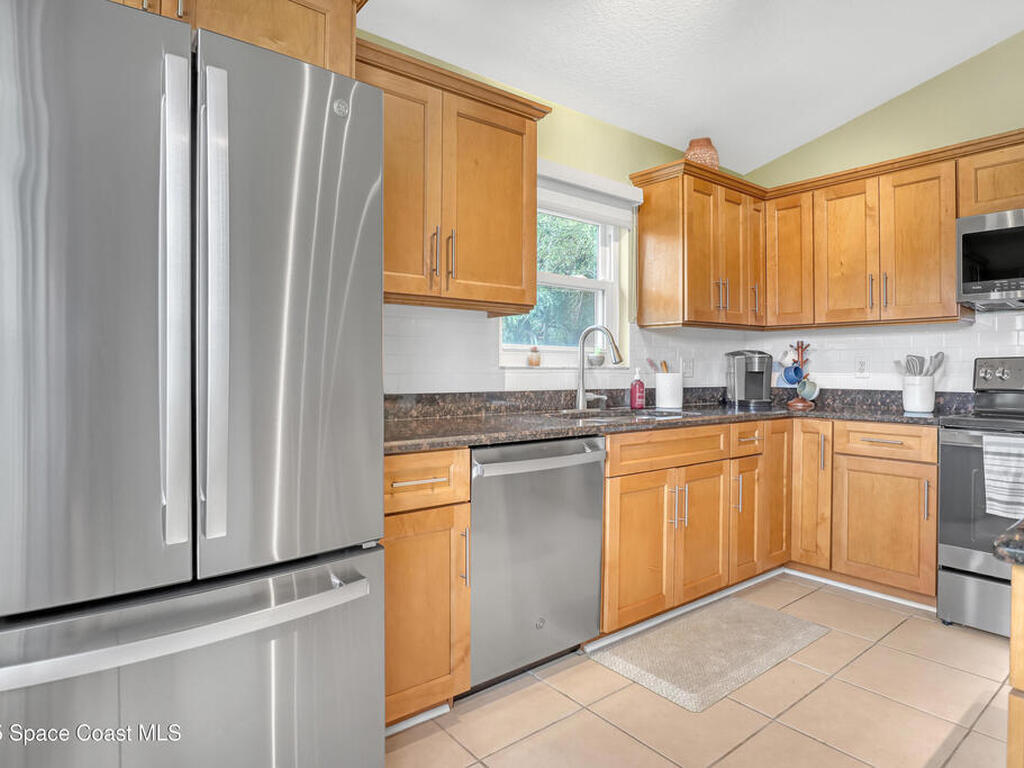 2712 Madrigal Lane, West Melbourne, FL 32904