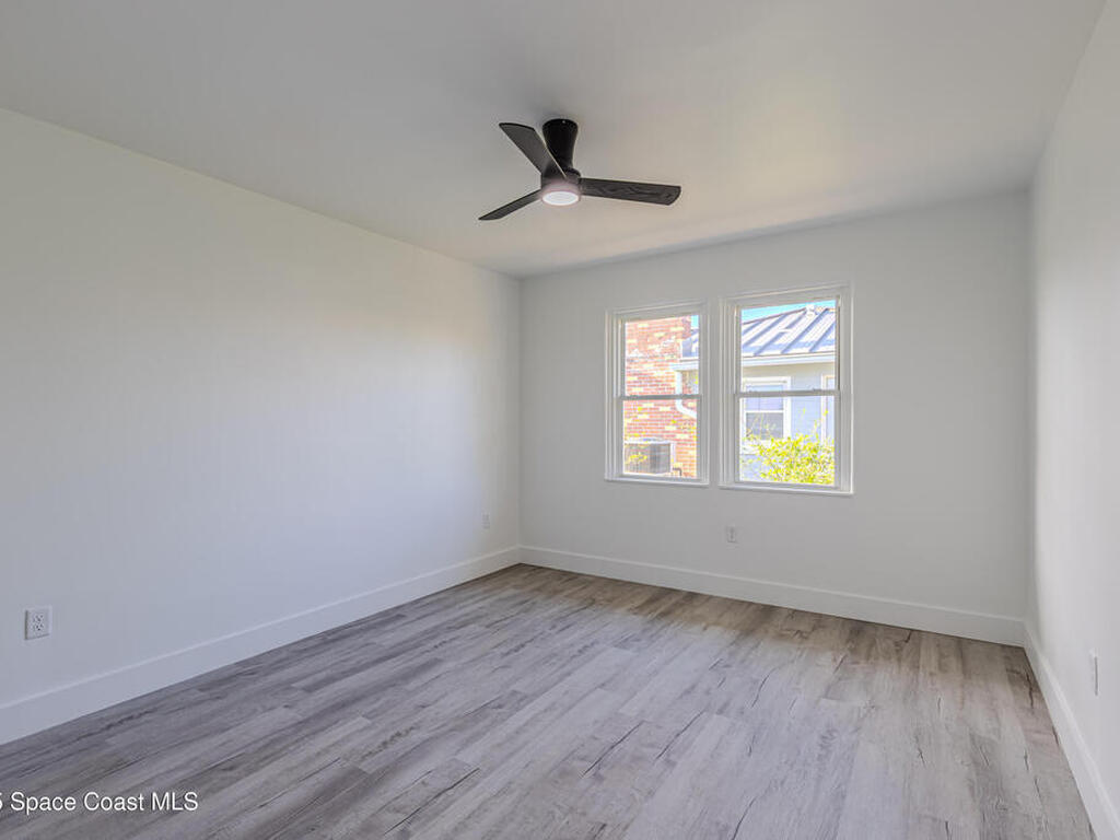 2061 S Peninsula Drive, Daytona Beach, FL 32118