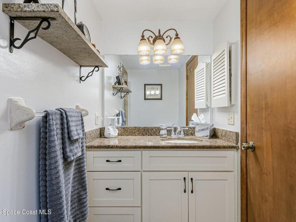 9025 York Lane, West Melbourne, FL 32904