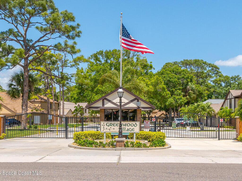 9025 York Lane, West Melbourne, FL 32904