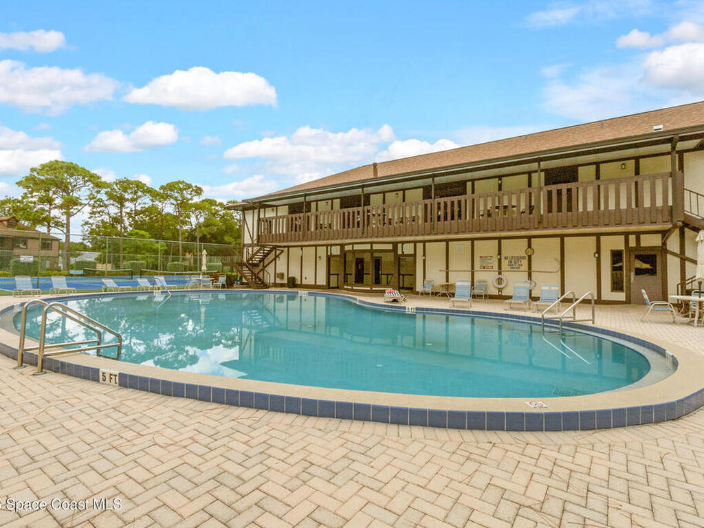 9025 York Lane, West Melbourne, FL 32904