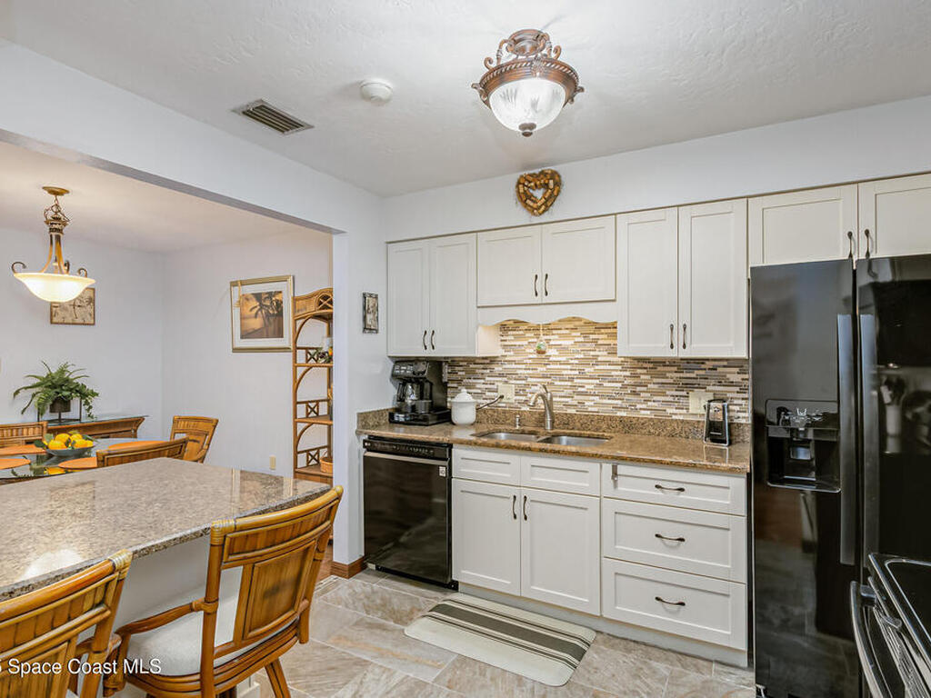 9025 York Lane, West Melbourne, FL 32904