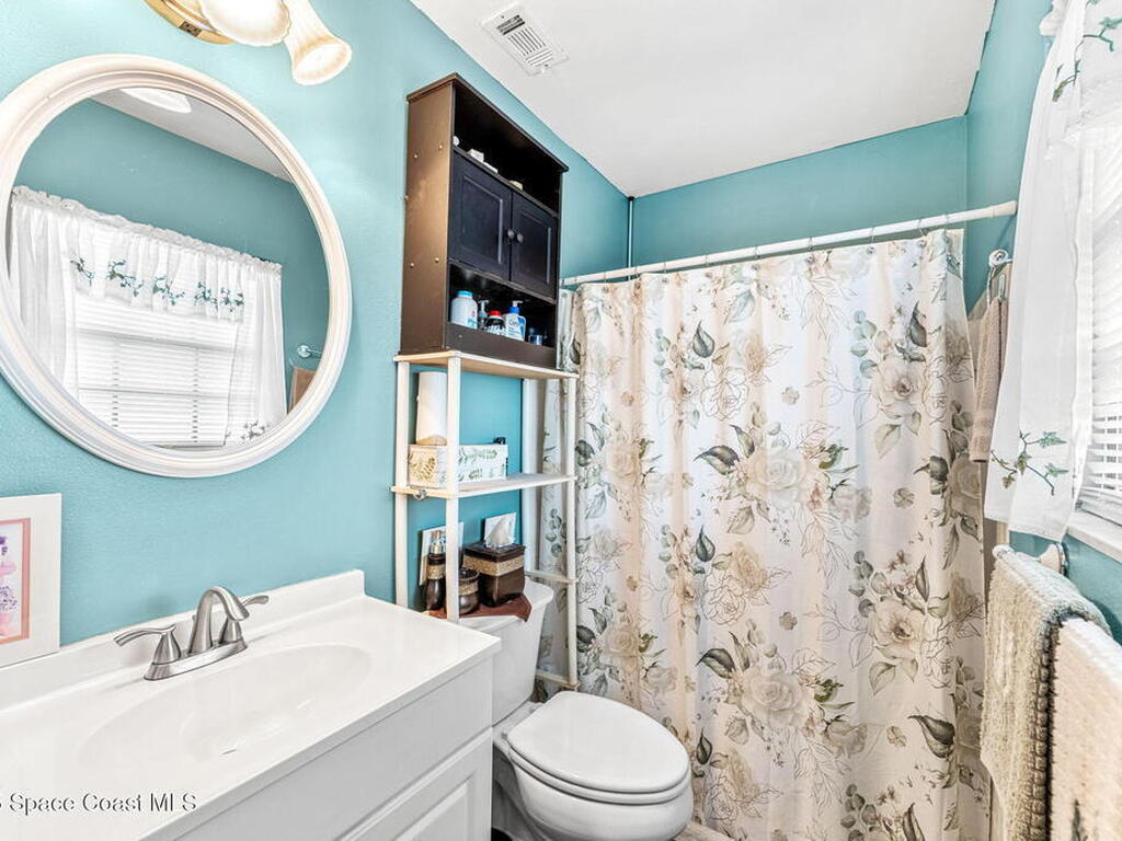 198 White Road, Palm Bay, FL 32908
