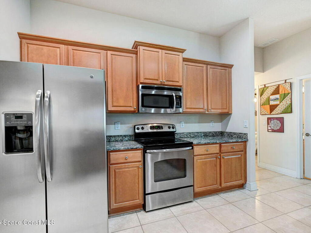 2074 Botanica Circle, Melbourne, FL 32904
