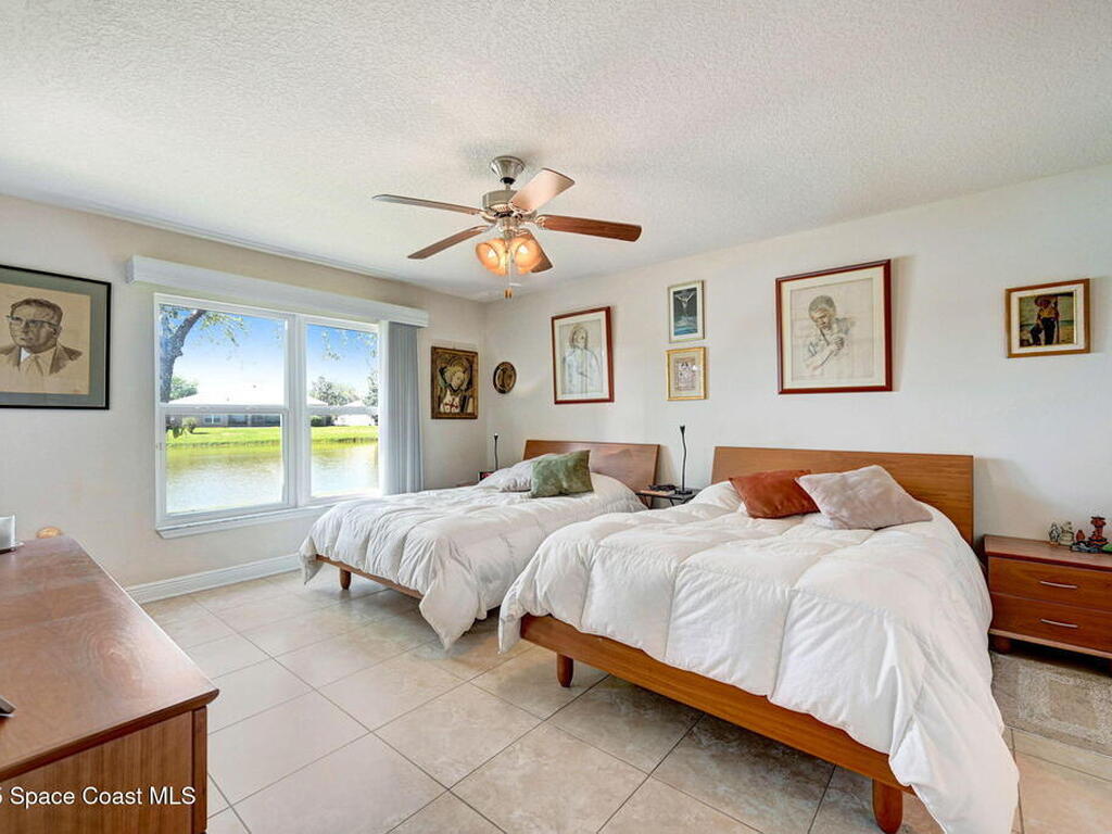 2074 Botanica Circle, Melbourne, FL 32904