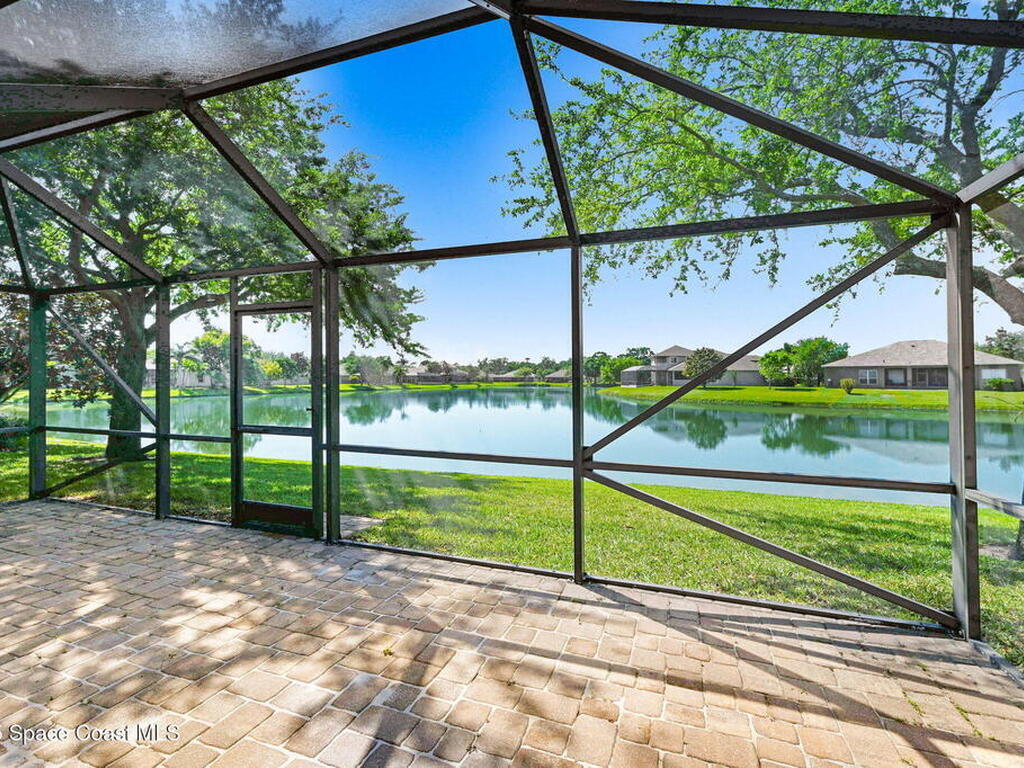2074 Botanica Circle, Melbourne, FL 32904