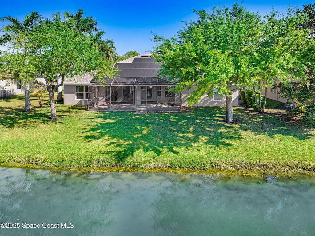 2074 Botanica Circle, Melbourne, FL 32904