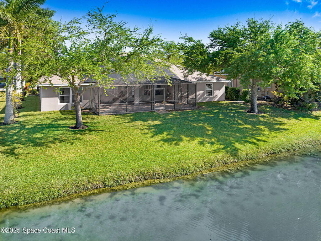 2074 Botanica Circle, Melbourne, FL 32904