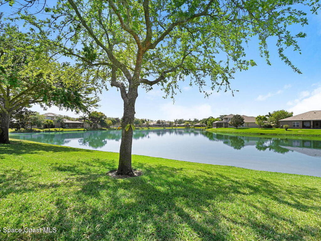 2074 Botanica Circle, Melbourne, FL 32904