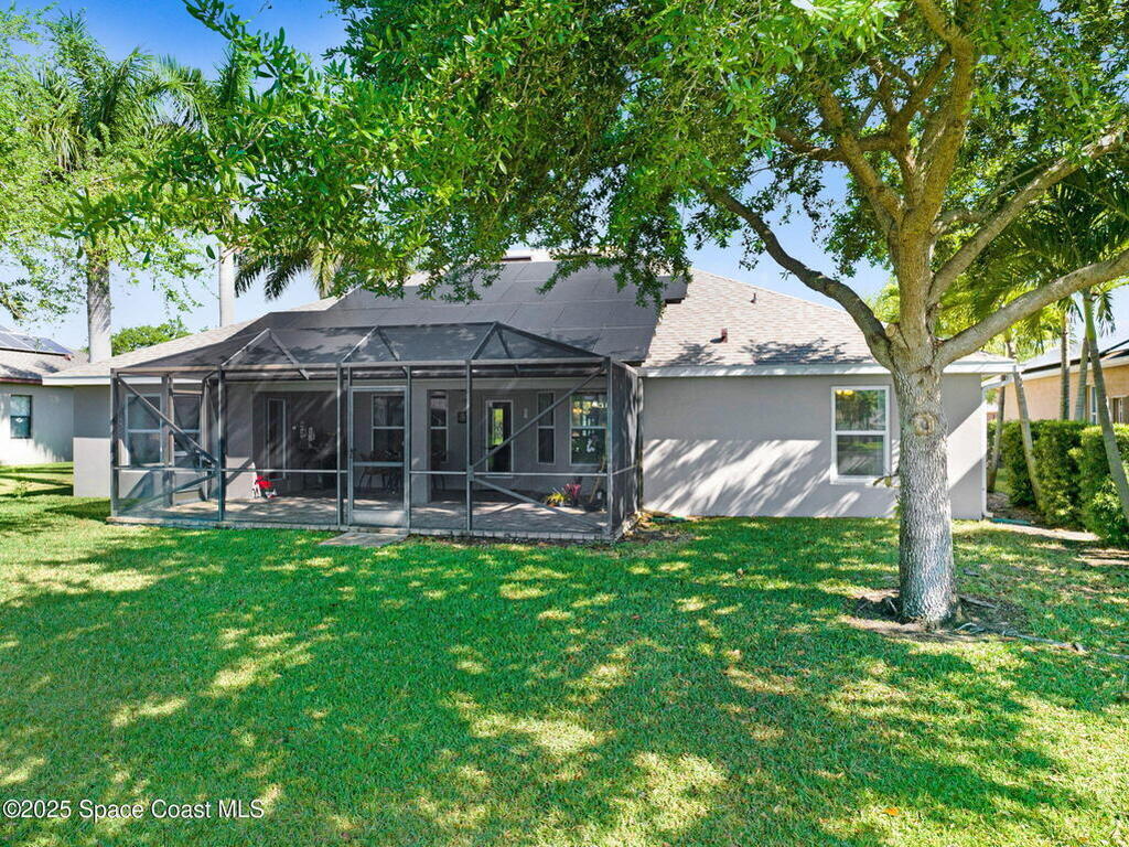 2074 Botanica Circle, Melbourne, FL 32904