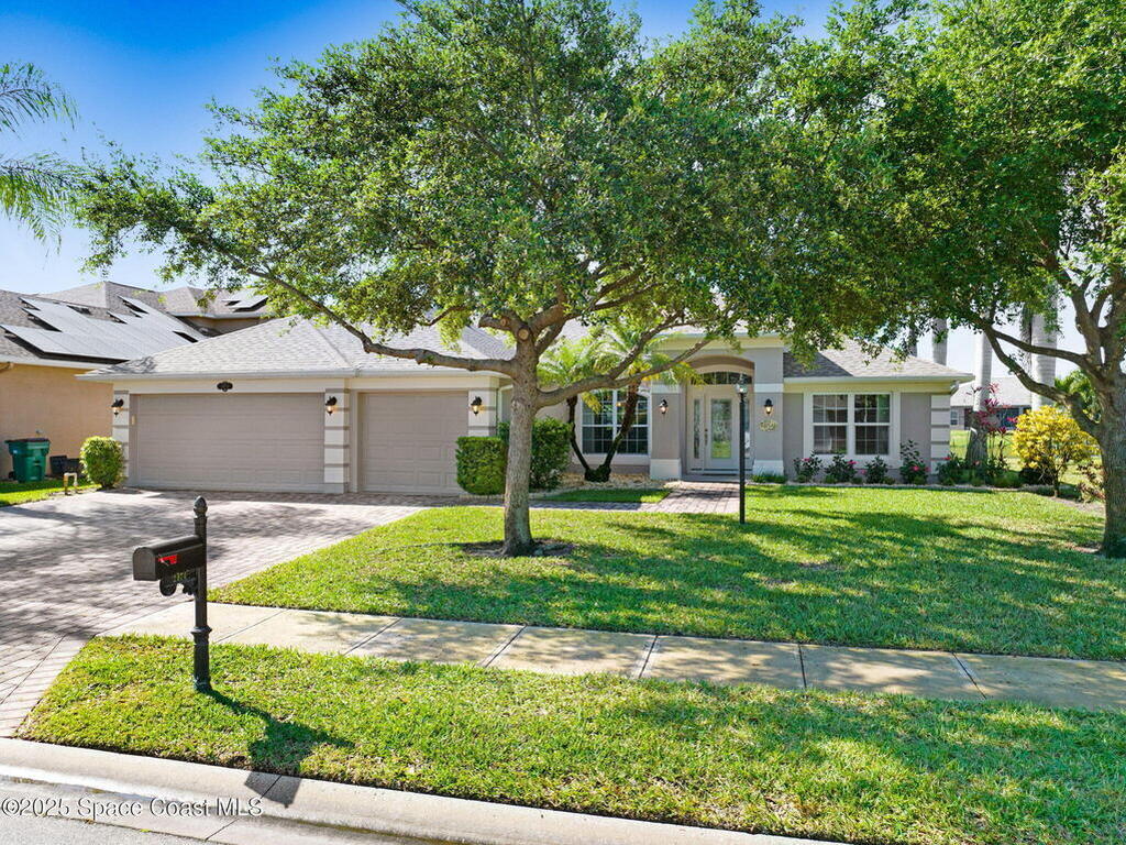 2074 Botanica Circle, Melbourne, FL 32904
