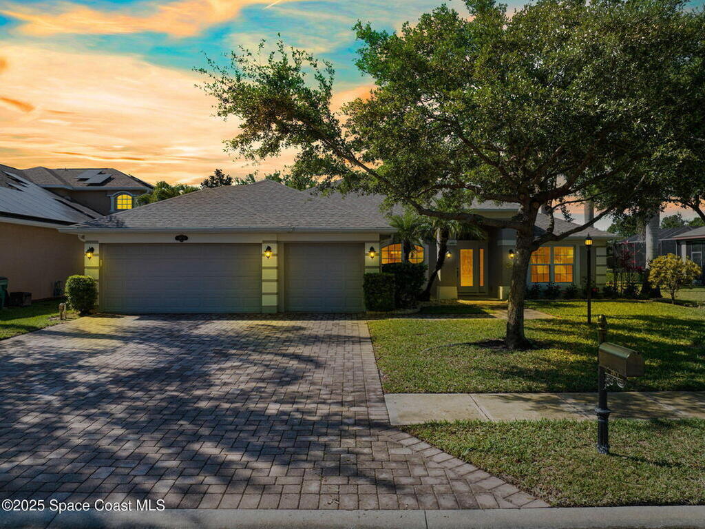 2074 Botanica Circle, Melbourne, FL 32904
