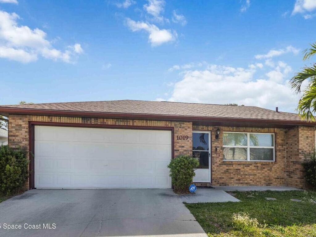 1019 Lee Avenue, Palm Bay, FL 32907