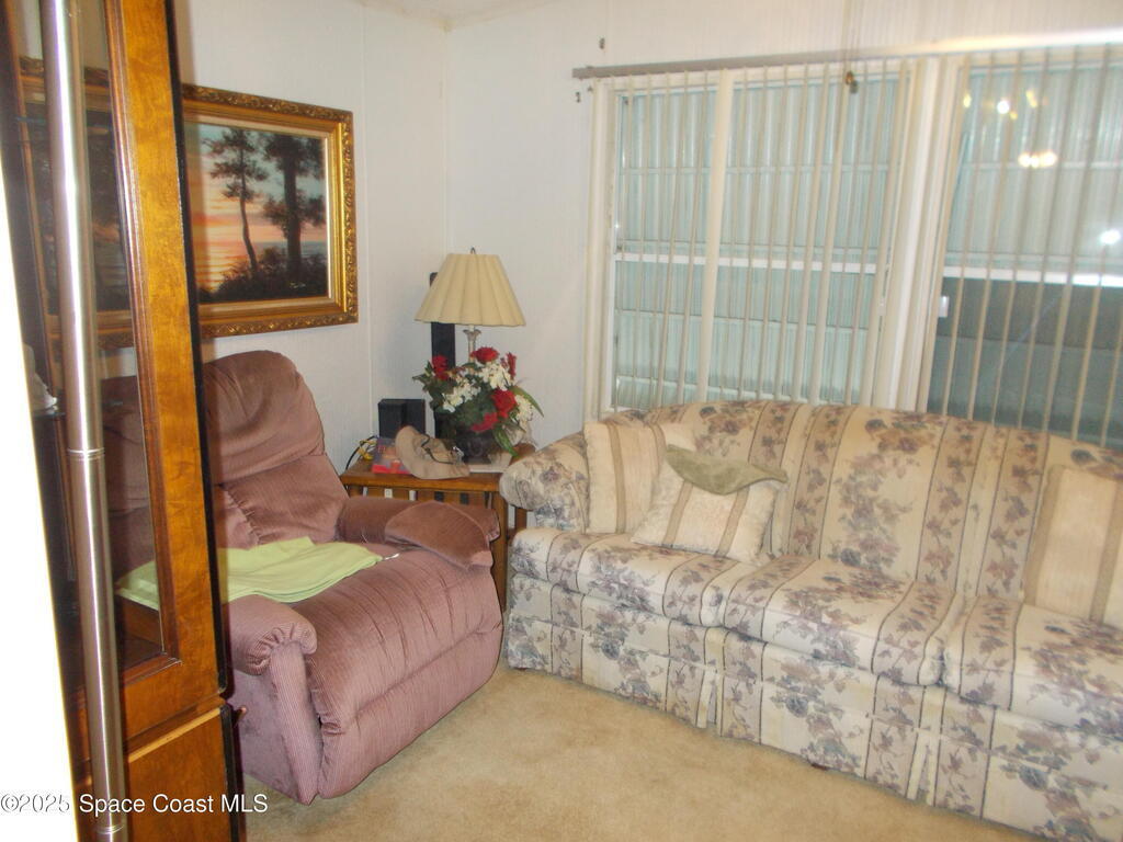 7637 Nianntic Avenue, Micco, FL 32976