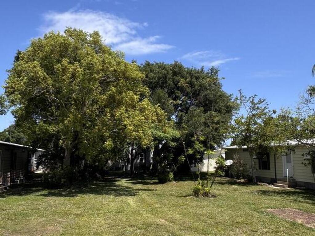 353 Marlin Circle, Barefoot Bay, FL 32976