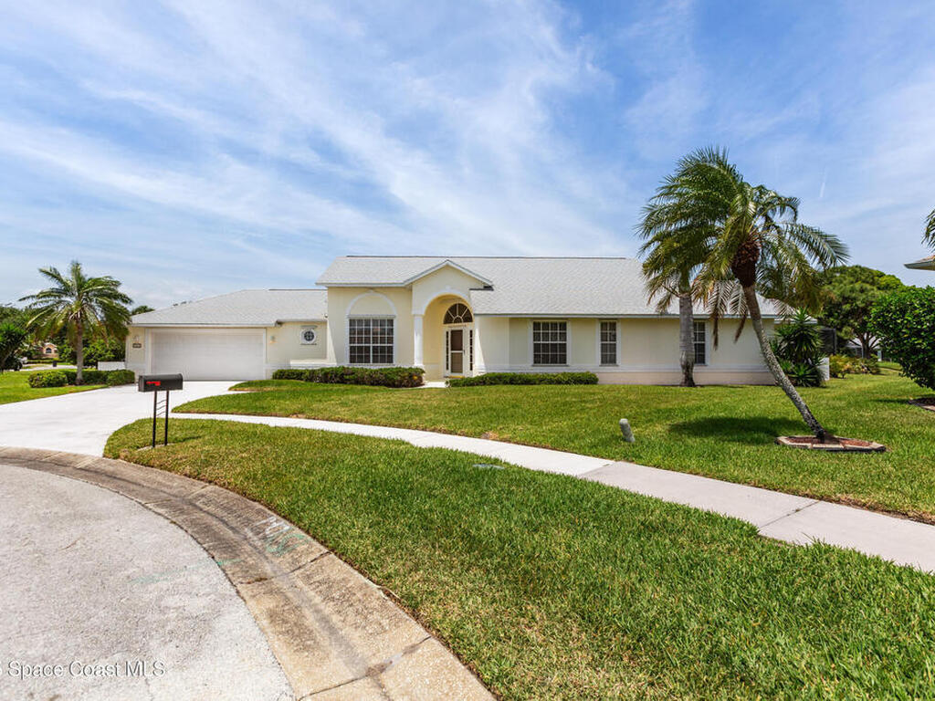 444 Cynthia Place, Melbourne, FL 32940
