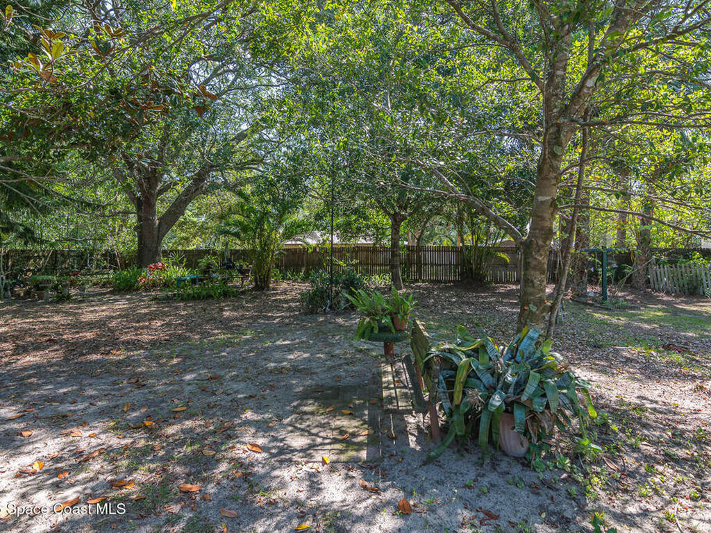 556 SE Escarole Street, Palm Bay, FL 32909