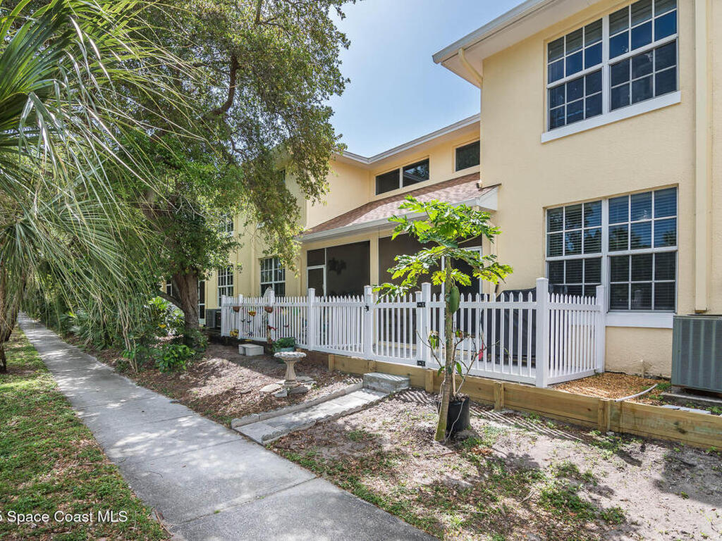 206 Tin Roof Avenue, Cape Canaveral, FL 32920