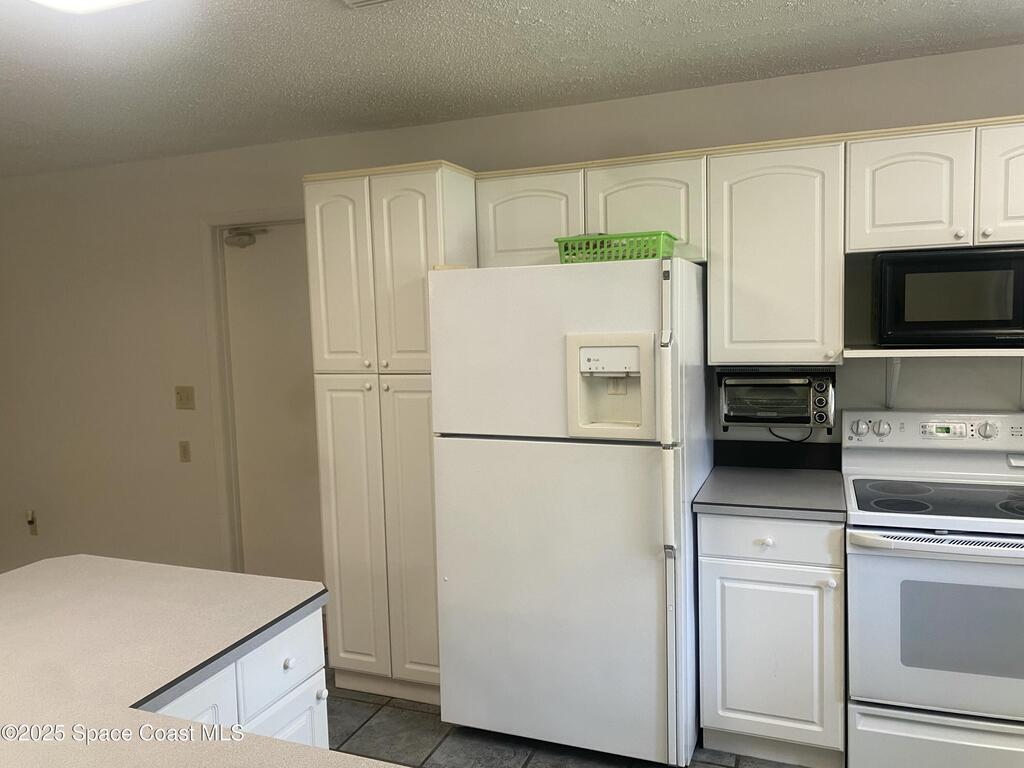 10106 Donhill Court, Orlando, FL 32821