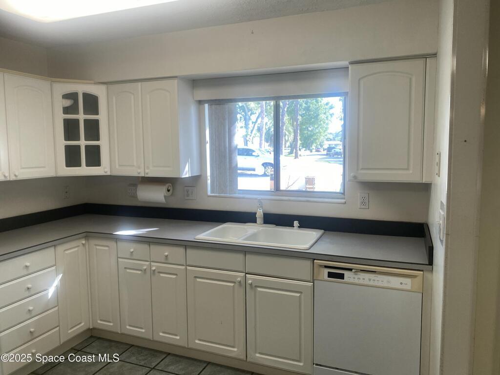 10106 Donhill Court, Orlando, FL 32821