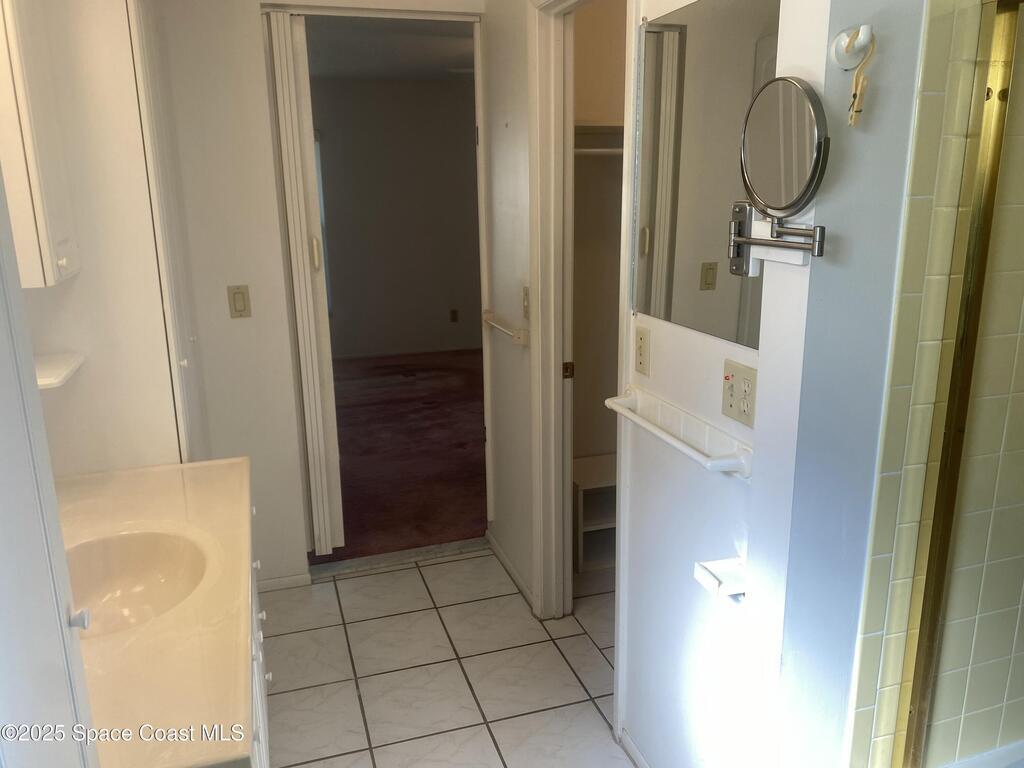 10106 Donhill Court, Orlando, FL 32821