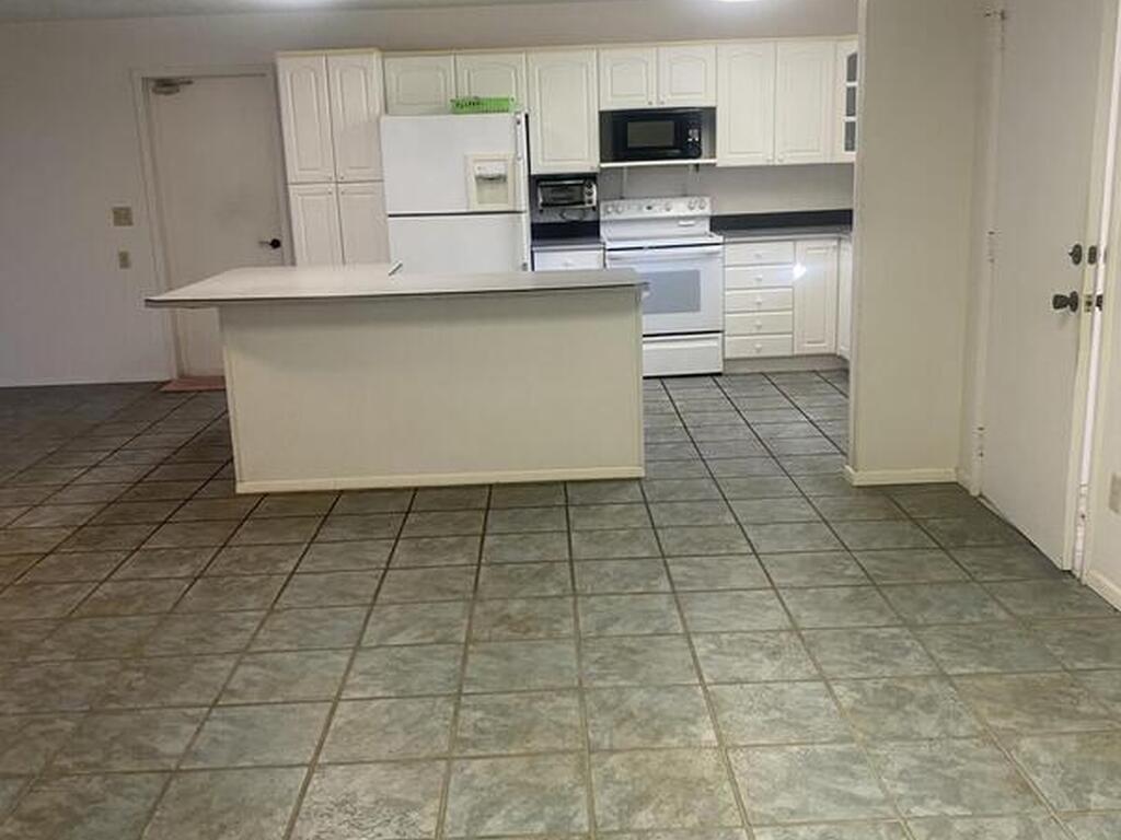 10106 Donhill Court, Orlando, FL 32821