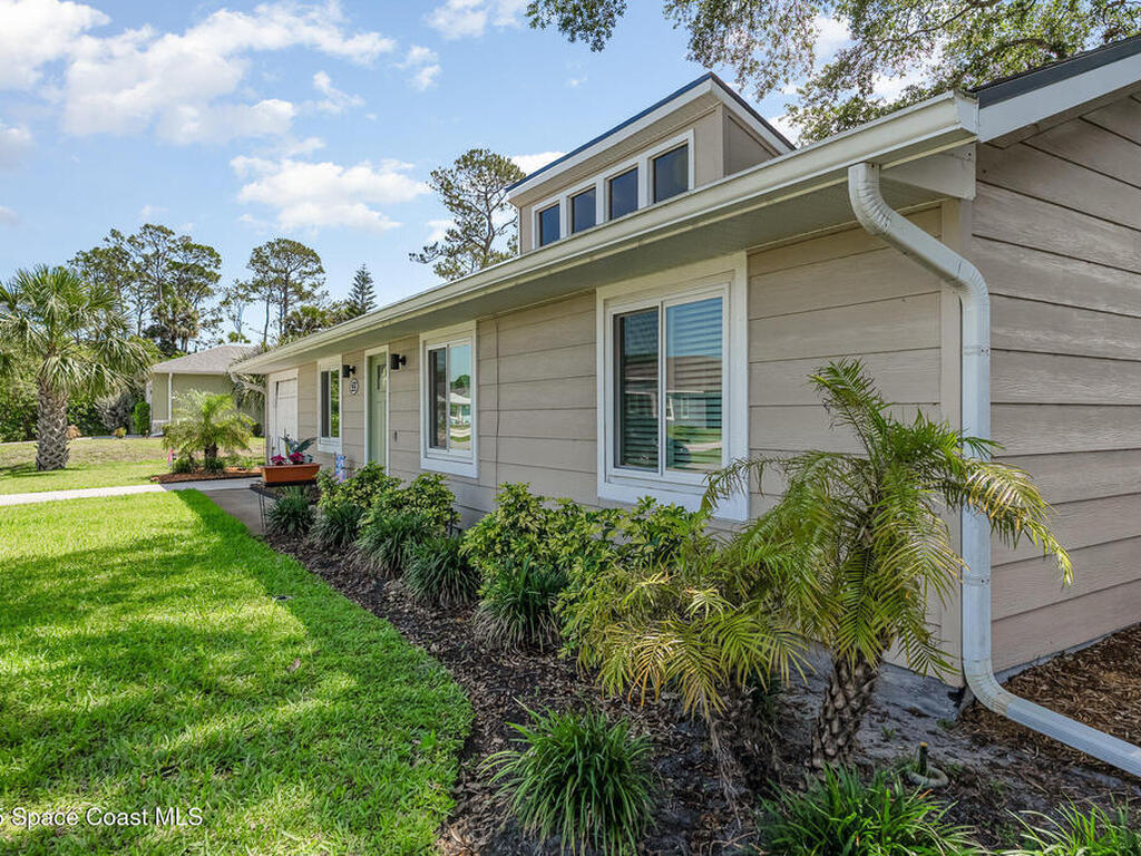632 Airoso Road, Palm Bay, FL 32909