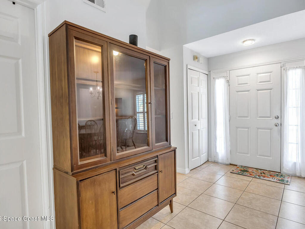 2338 Maeve Circle, Melbourne, FL 32904